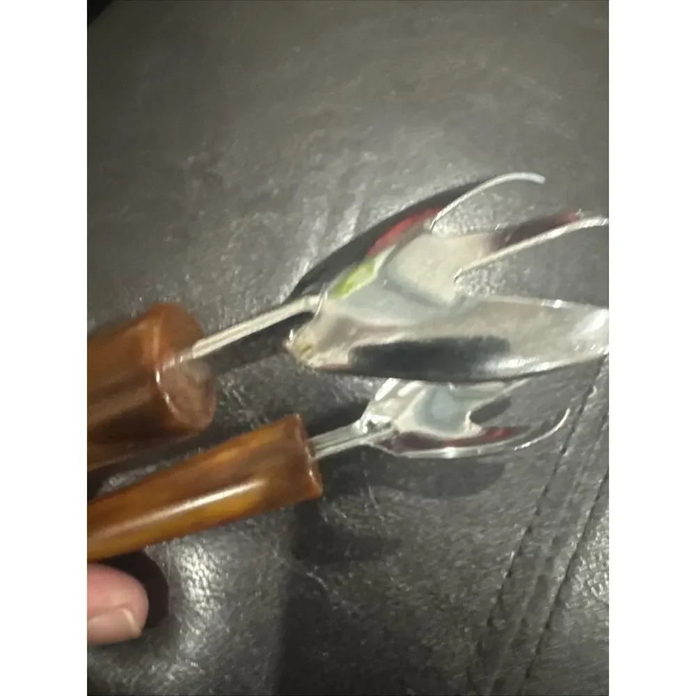 Unbranded vtg bakelite